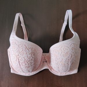 Victoria's Secret Pink Lace Body Bra - 32DDD (32F)